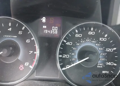 2010 Subaru Legacy 2.5I Limited z USA, uszkodzony, nr VIN 4S3BMCK6XA3243718